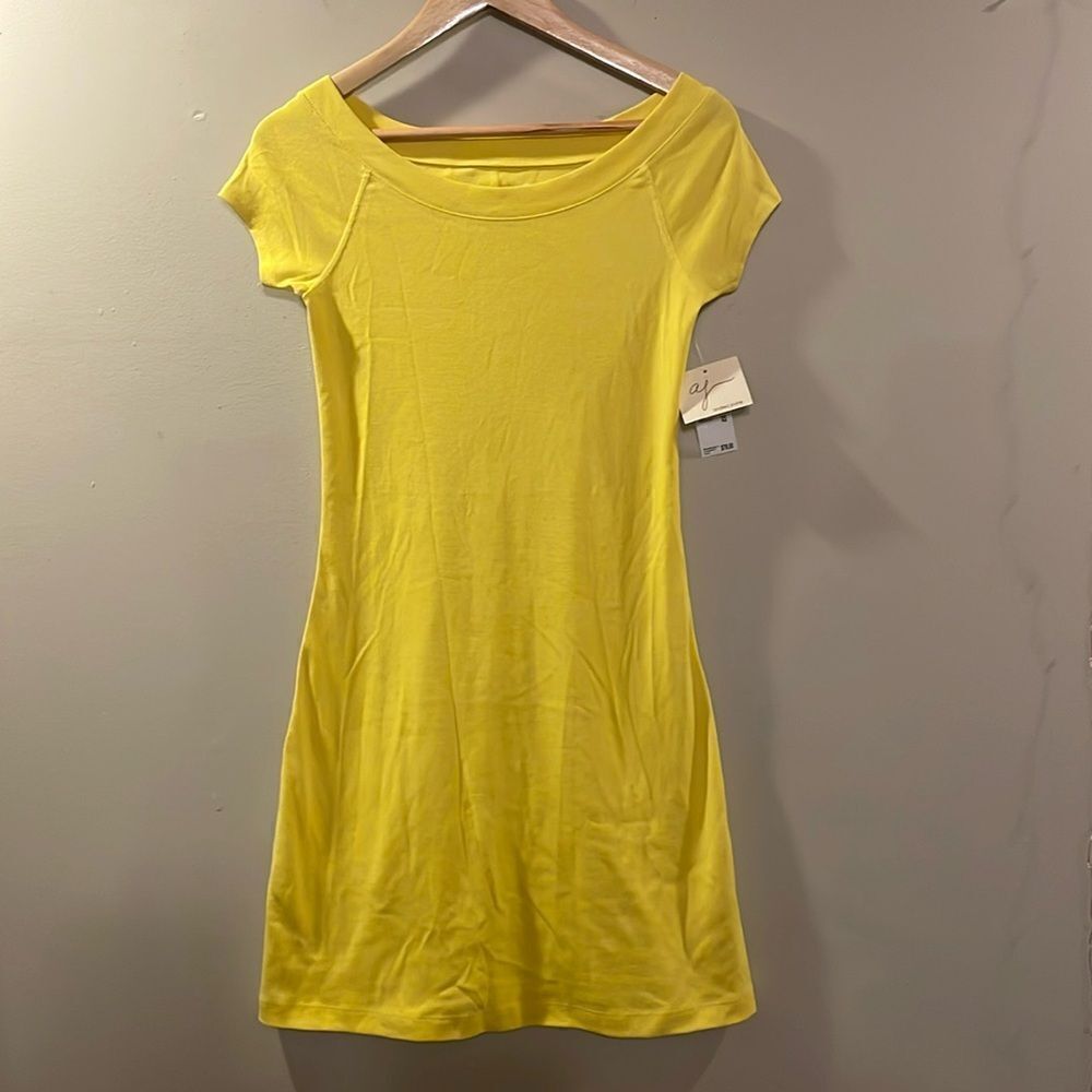 NWT Andrea Jovine Dress